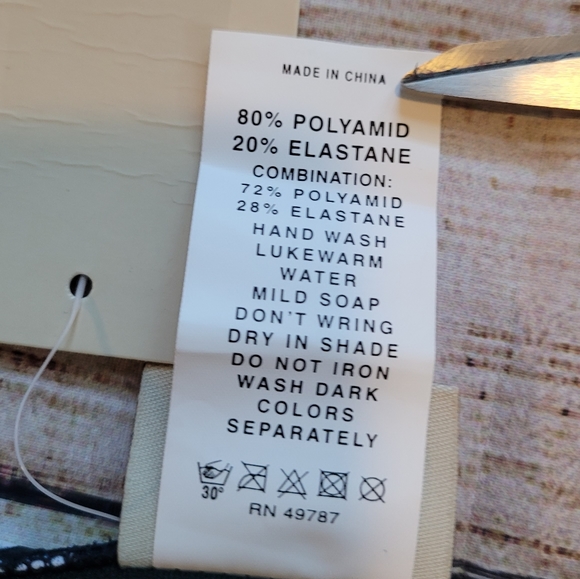 Profile Black & White Bikini Bottoms - Picture 7 of 7